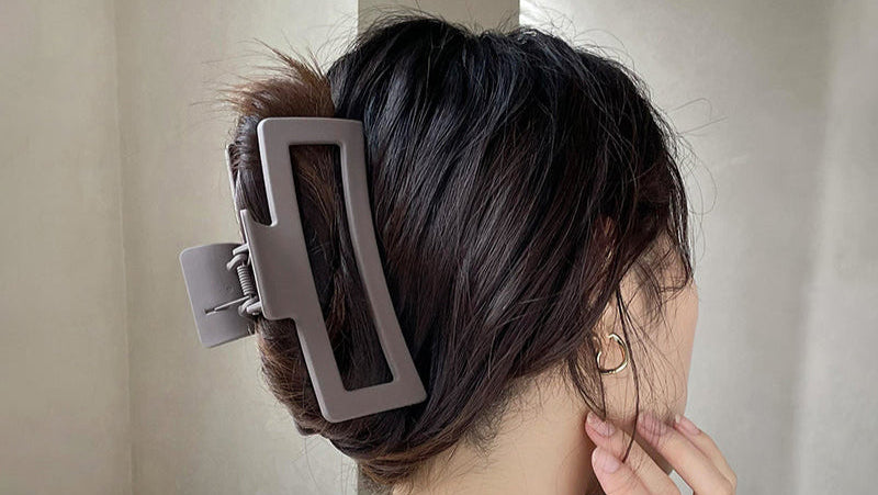 13CM Oversized Frosted Square Shark Clip – Thick Hair Accessory for Women & Girls